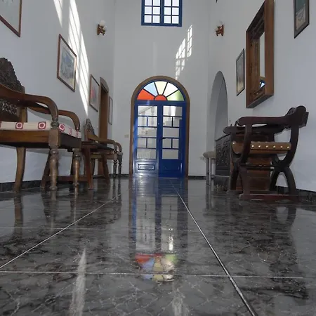Villa Palace Orzola
